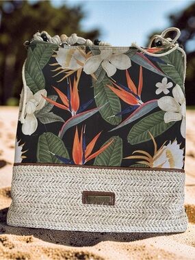 Caribbean Joe Tropical Floral Crossbody Bag Straw Bottom Beaded Strap
